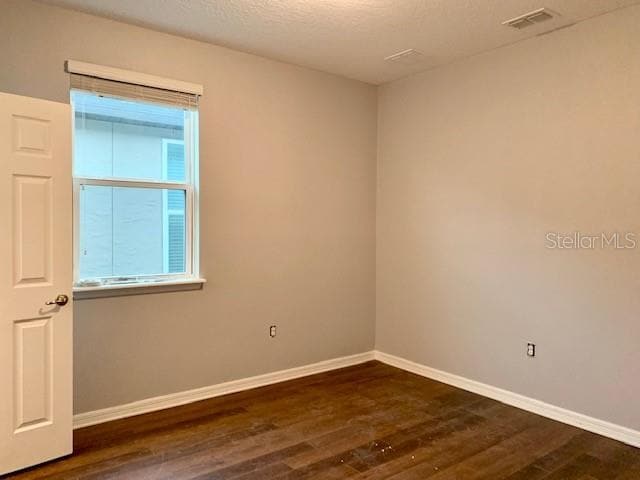 Building Photo - 11049 Bagley Aly