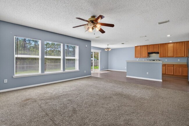 Building Photo - Great location! Great price! Great home!