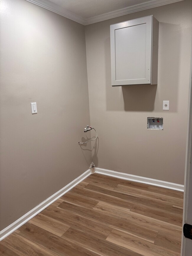 Building Photo - 5558 Quietwood Pl