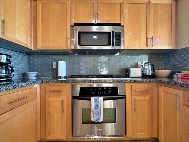 Building Photo - 400 W Ocean Blvd