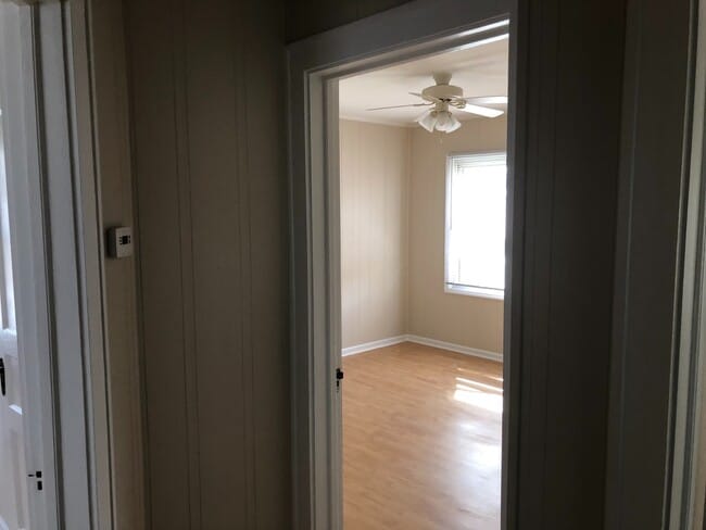 Building Photo - 902 Bringle Ferry Rd