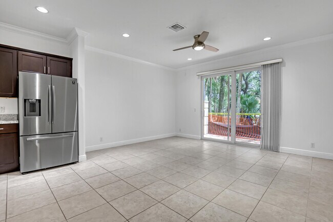 Building Photo - 8332 Cocoplum Sound Ln