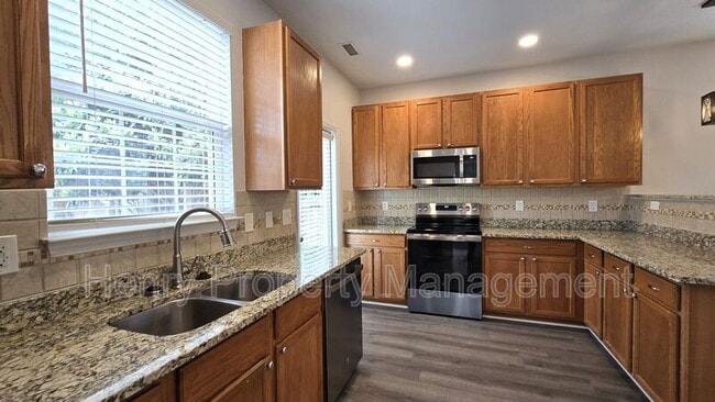 Building Photo - 5108 Mabe Dr