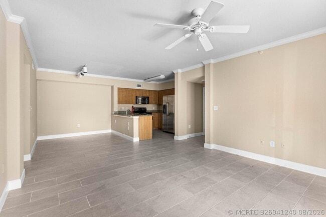 Building Photo - 6450 Emerald Dunes Dr