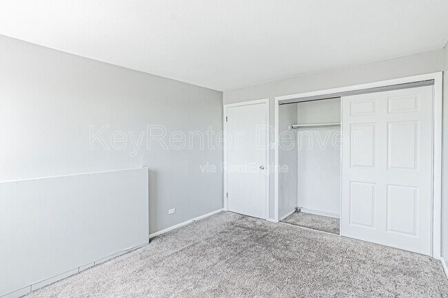 Building Photo - 1366 Garfield St