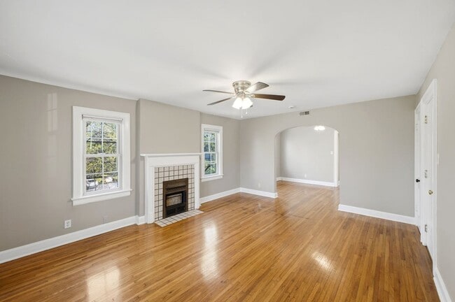 Building Photo - 25 W Tulane Rd