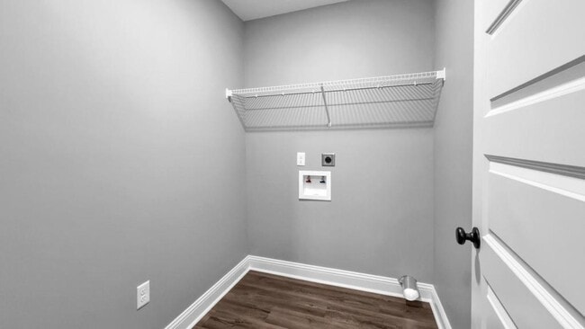 Building Photo - 303 Wright St