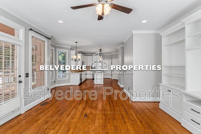 Building Photo - 1403 Regents Park Ln