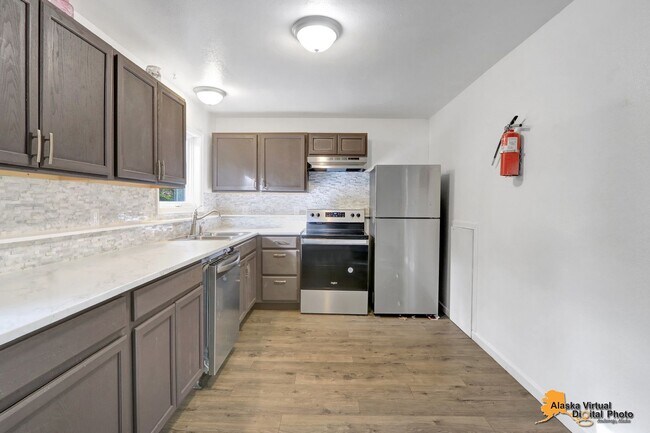 Building Photo - 12636 Silver Fox Ln