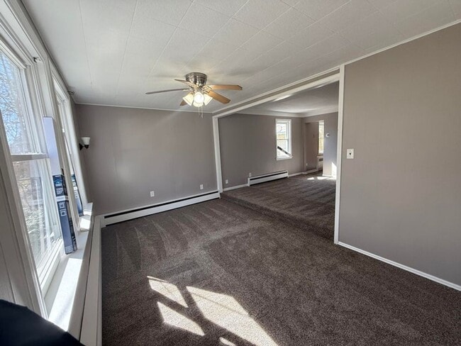 Building Photo - 633 Bagley Ave