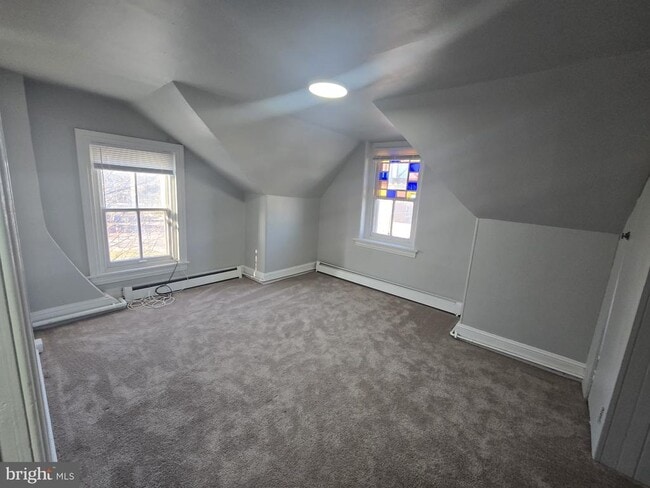 Building Photo - 314 Walnut St