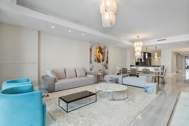 Building Photo - 17901 Collins Ave