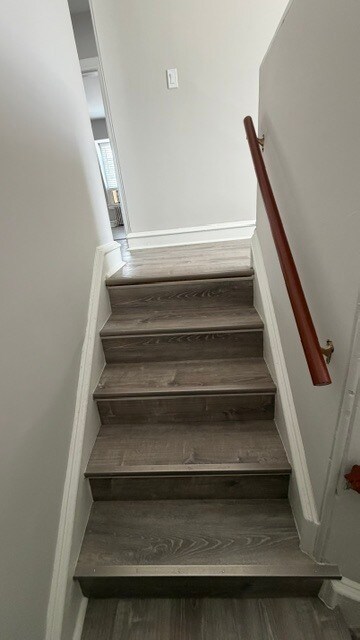 Building Photo - 1421 Lincoln Ave