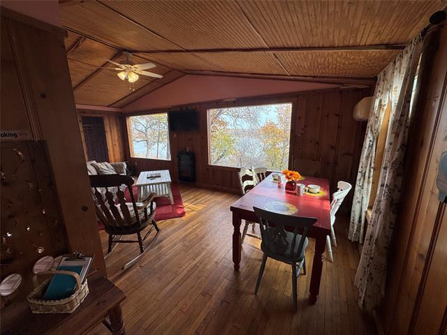 Building Photo - 160 Lake Point Dr