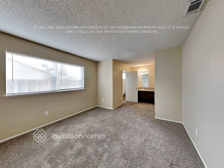 Building Photo - 271 Glenmont Ct