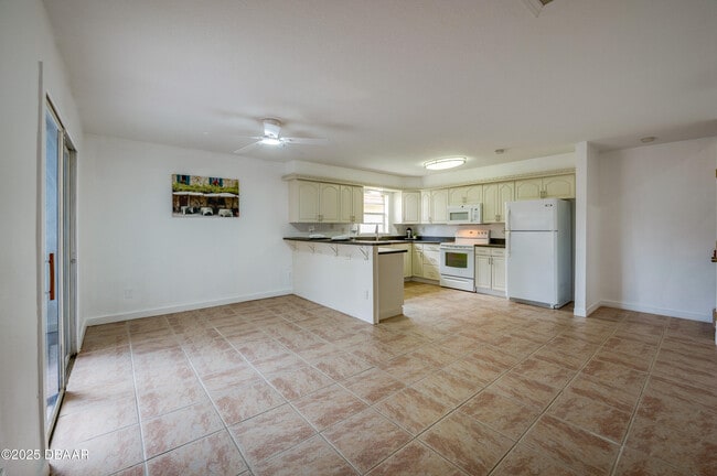 Building Photo - 152 Sweetgum Ln