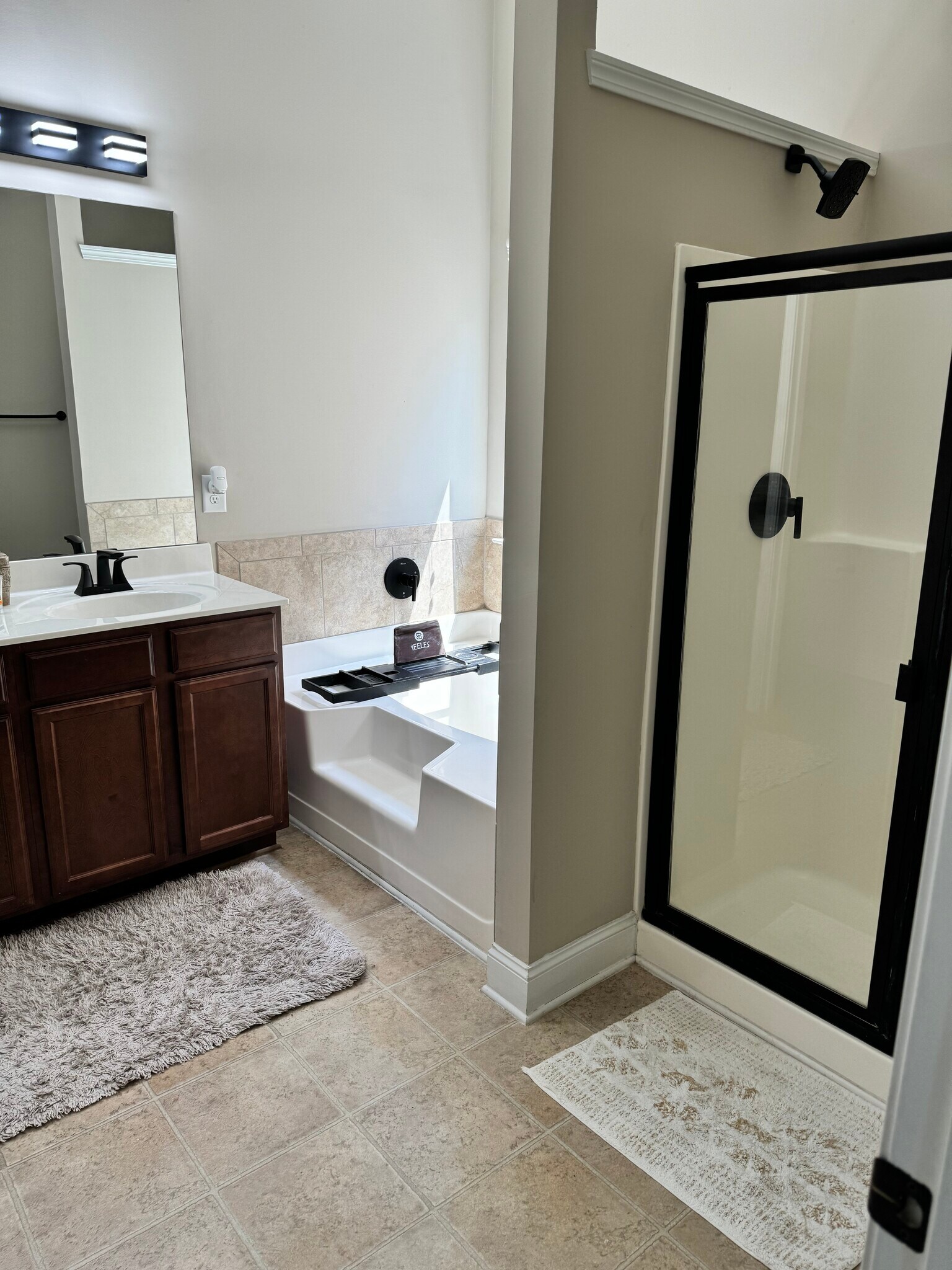 Master Bath - 4995 Jack Dr