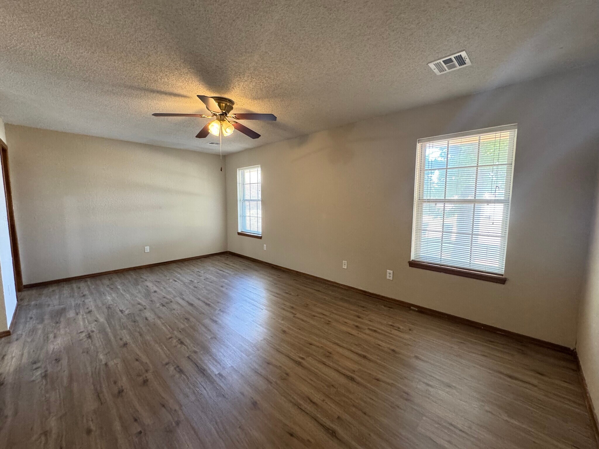 Building Photo - 8636 NW 86th St
