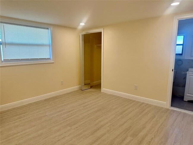 Building Photo - 12741 Poppy St