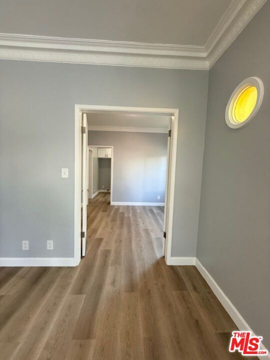 Building Photo - 2830 W 3rd St