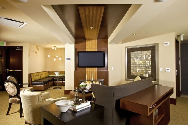 Building Photo - Ultimate Luxury Living: Fully Furnished Co...