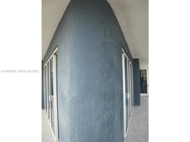 Building Photo - 60 SW 13th St