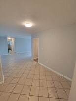 Building Photo - 11720 Edgewater Dr