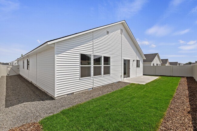 Building Photo - 12383 Genevieve St