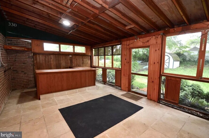 Building Photo - 1711 Brentwood Pl
