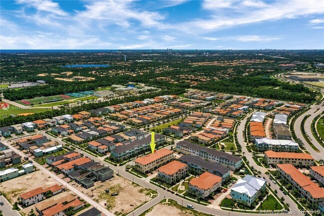 Building Photo - 5651 Hood Rd