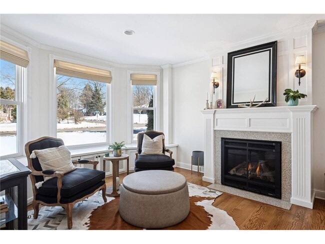 Building Photo - 5 Cooper Ave