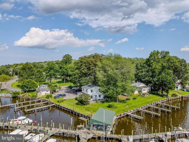 Building Photo - 6064 Drum Point Rd
