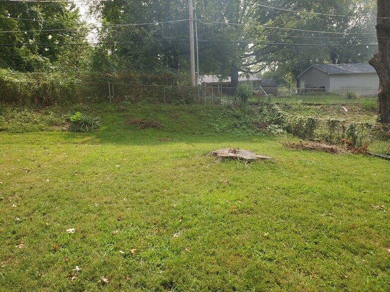 Building Photo - 10118 Douglas Ct