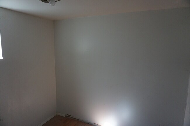 Building Photo - 3543 Valley Heights Dr