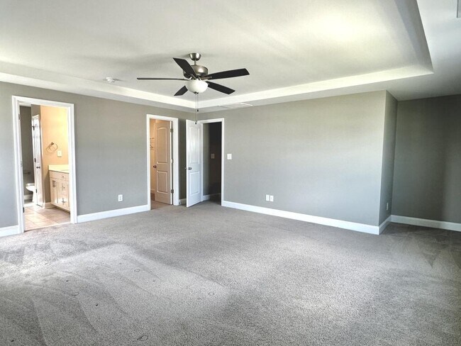 Building Photo - 150 Leach Creek Dr