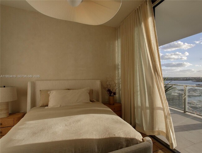 Building Photo - 500 Alton Rd