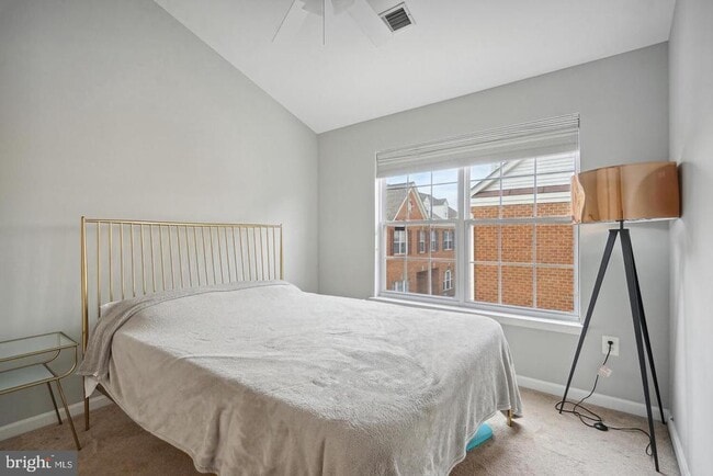 Building Photo - 6022 Madison Overlook Ct