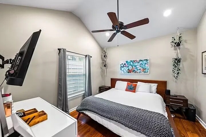 Primary Bedroom with closet - 800 Prospect Ave