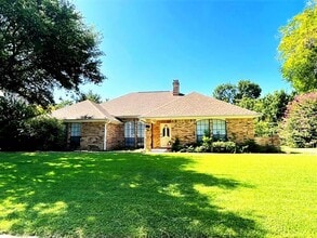 Building Photo - 6614 Winding Rose Trail