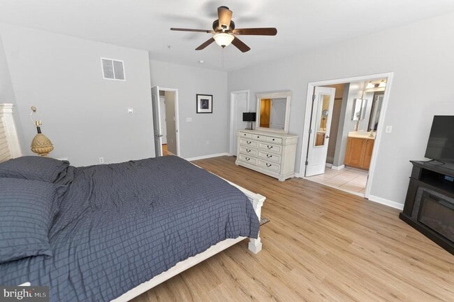 Building Photo - 11958 W War Dancer Ln