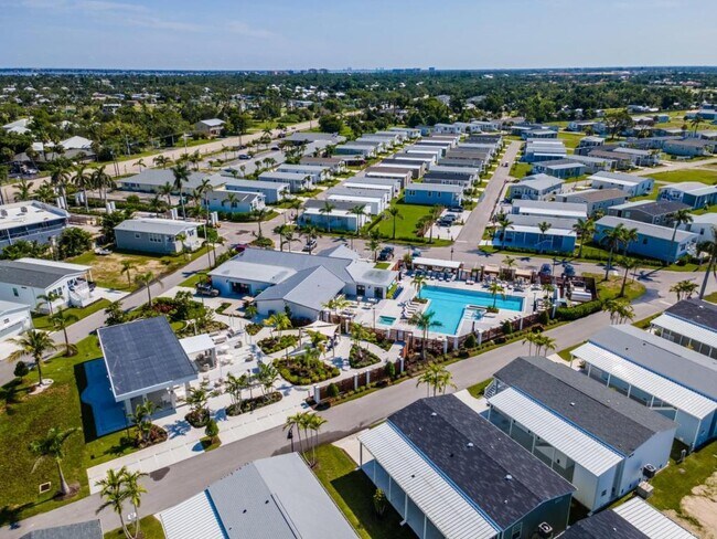Building Photo - 11596 Palm Dr