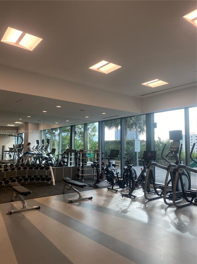 Building Photo - 88 SW 7th St