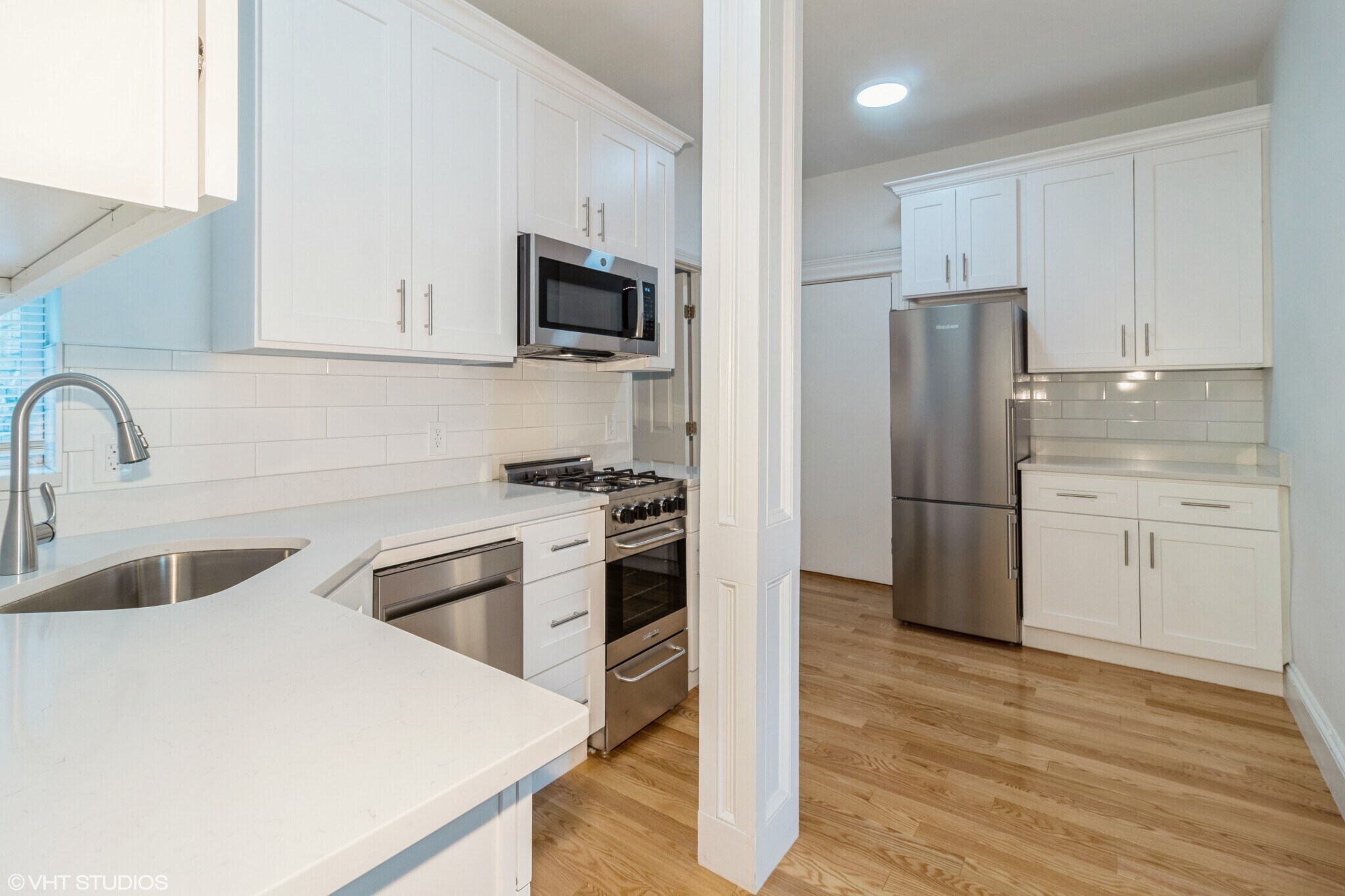 Building Photo - 125 Park Dr