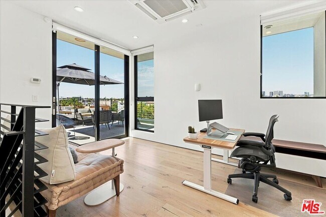 Building Photo - 6077 1/2 Horner St