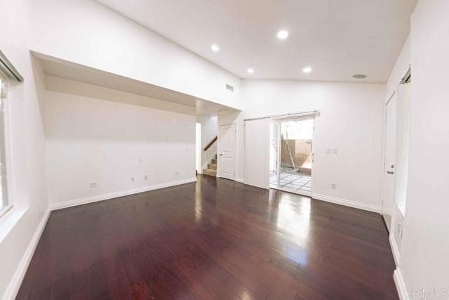 Building Photo - 10670 Esmeraldas Dr