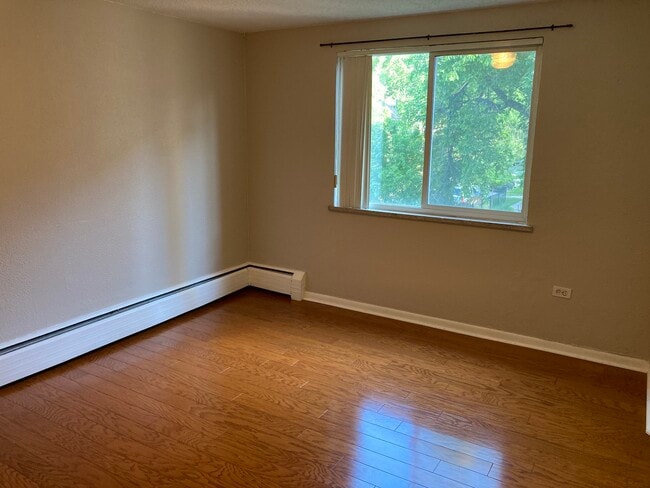 Main Bedroom - 830 E 11th Ave