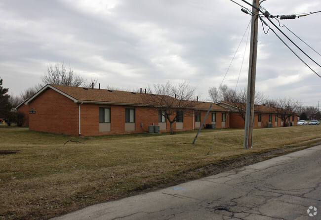 Building Photo - Charles Crest Apartments