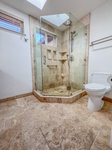 Building Photo - 3826 Paseo Grande