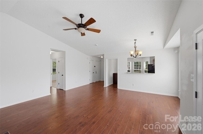 Building Photo - 9740 Veronica Dr