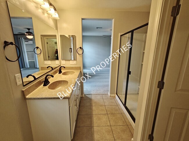 Building Photo - 8079 S Dolphin Way
